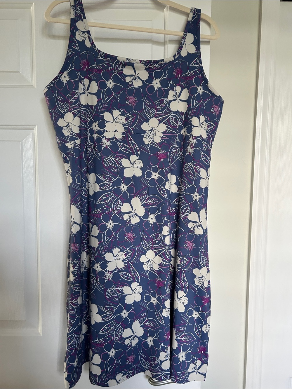 Columbia Freezer White Floral Periwinkle Blue Dress